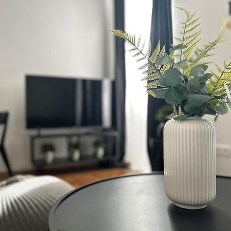 Designer Apartment, Central, Next To Danube Vienna Esterno foto