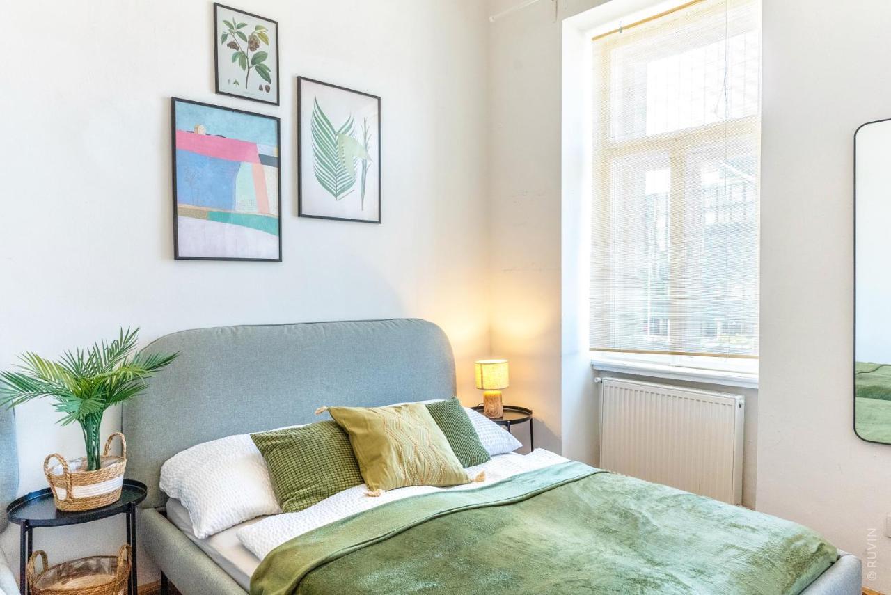Designer Apartment, Central, Next To Danube Vienna Esterno foto