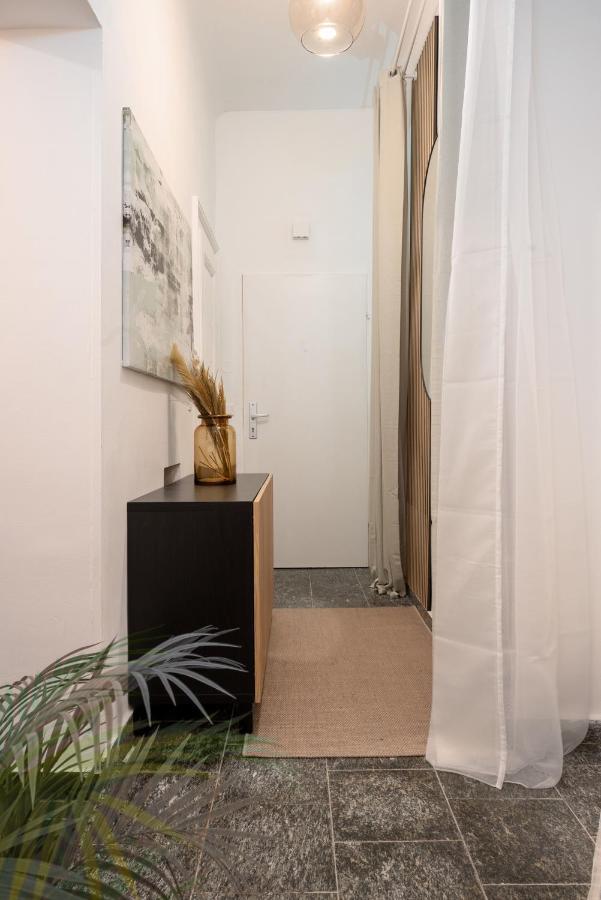 Designer Apartment, Central, Next To Danube Vienna Esterno foto